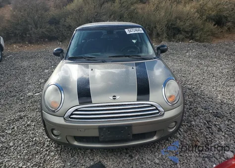 2007 Mini Cooper из США, поврежденный, VIN WMWMF33577TU63395